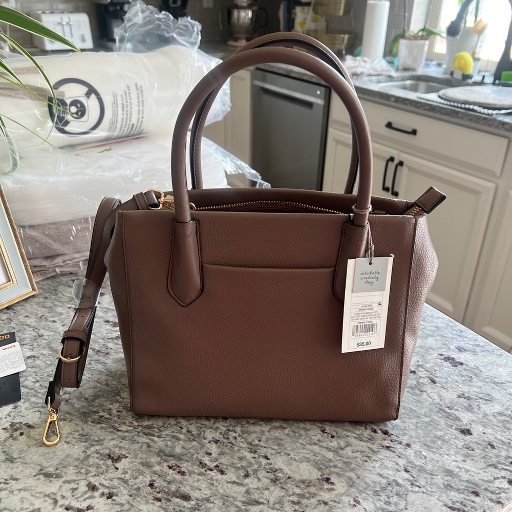Brand new purse